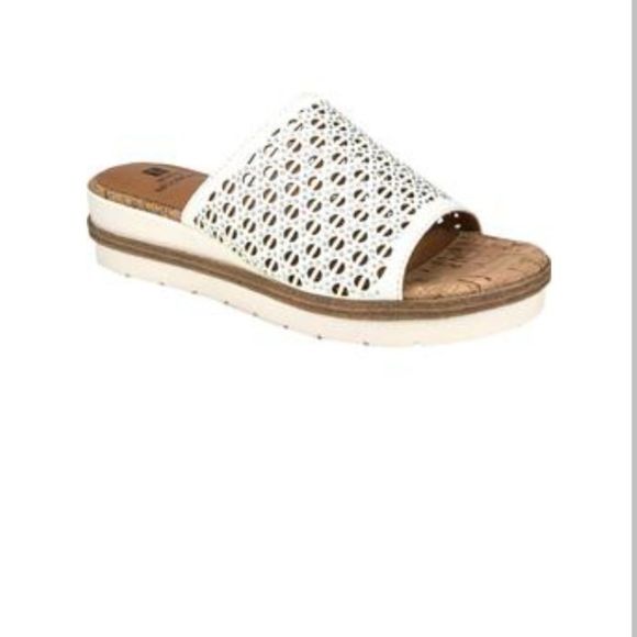 White Mountain Natasha Sandals Size 6M - Picture 2 of 3